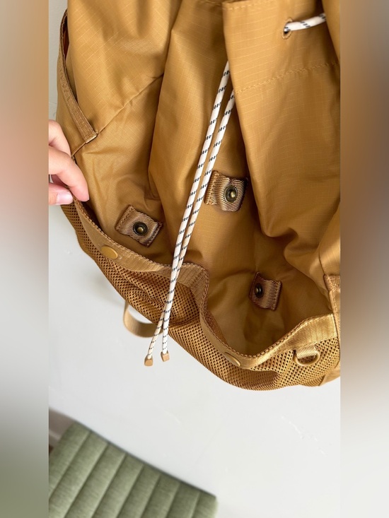 Madewell Ripstop Nylon Backpack in Toffee main image 8